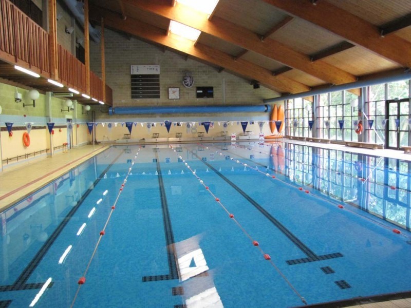 Harrow Swimming pool